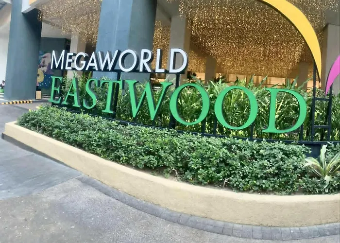 Stunning 10 Steps From Eastwood Mall * Manila