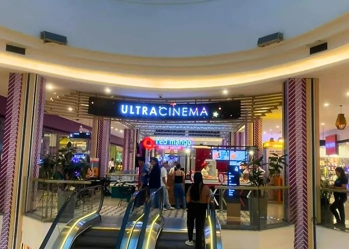 Stunning 10 Steps From Eastwood Mall *
