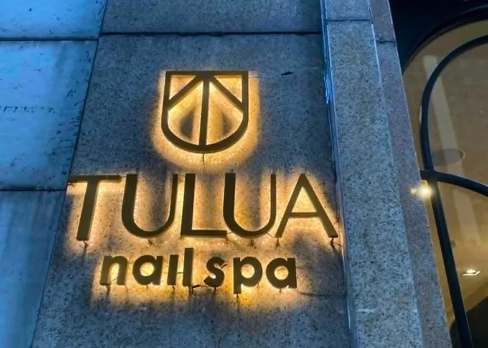 Stunning 10 Steps From Eastwood Mall Apartamento